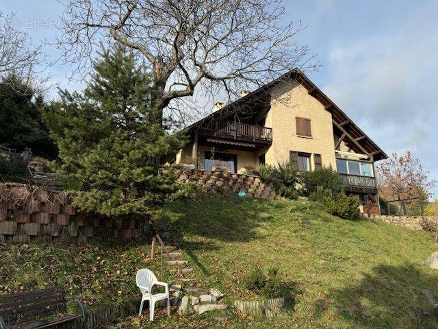 Maison à EMBRUN