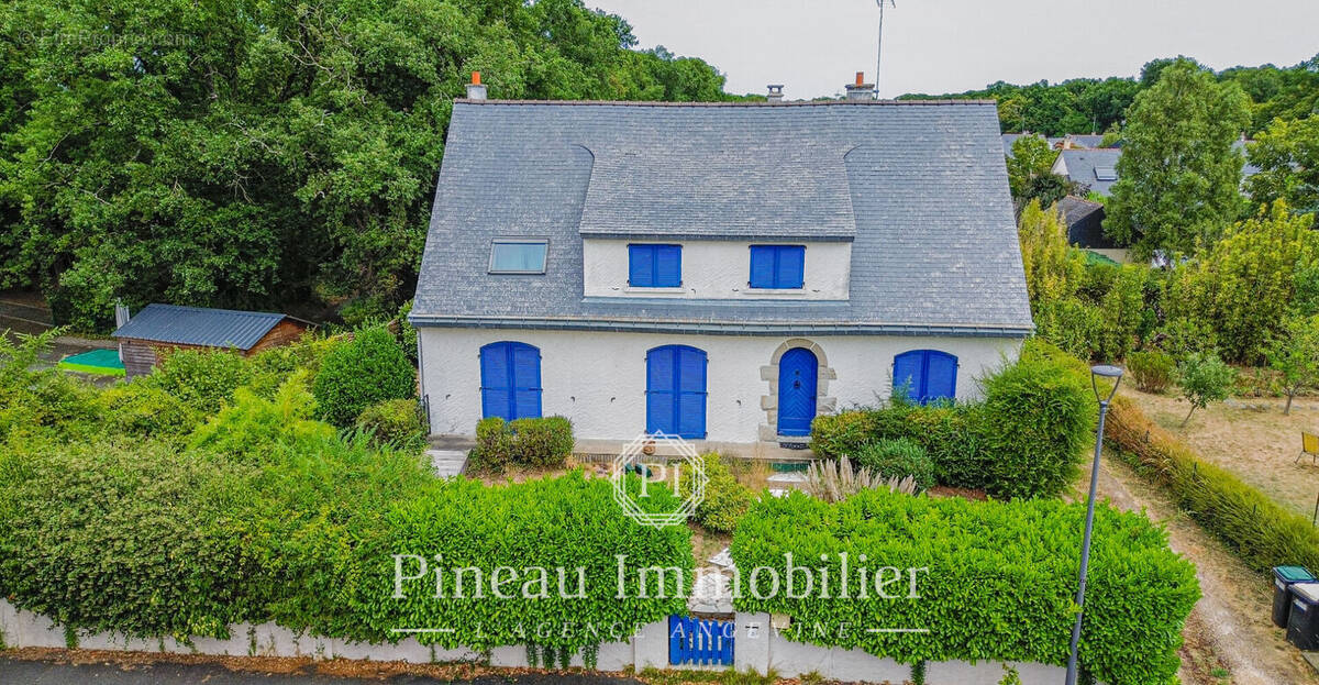 Maison à SAINT-BARTHELEMY-D&#039;ANJOU
