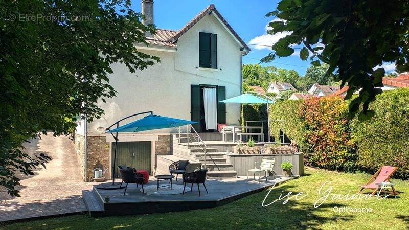 Maison à MAULE