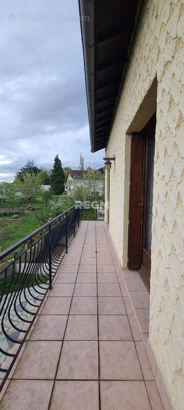 Maison à SAYAT