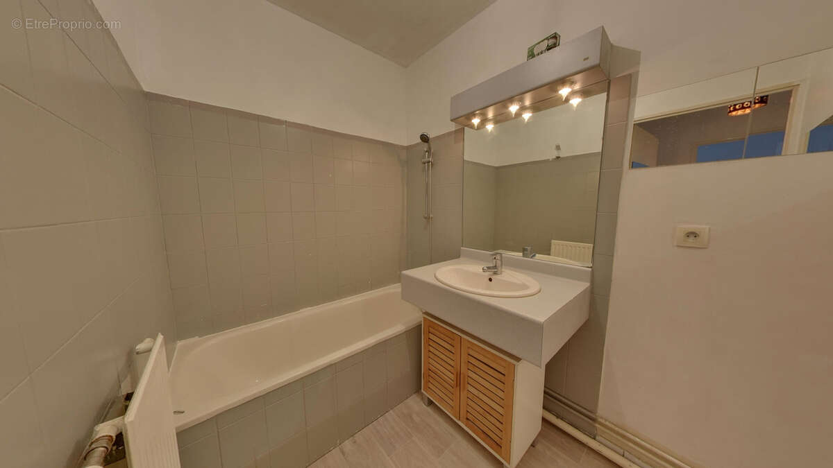 Appartement à ECHIROLLES