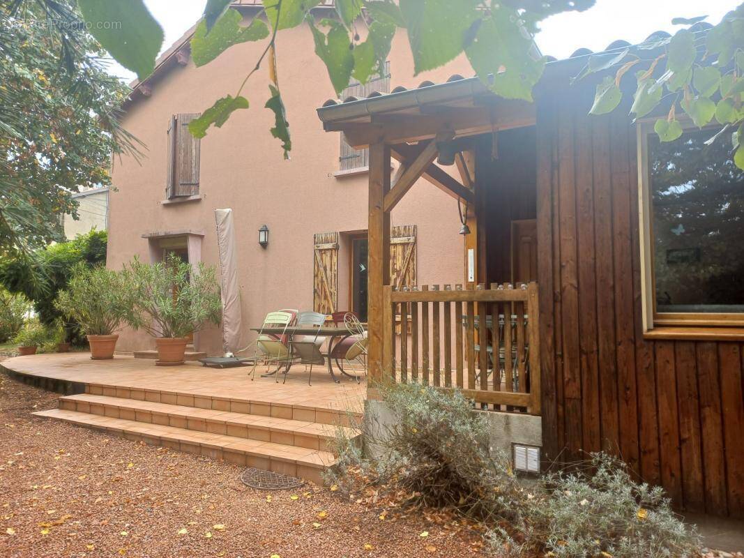 Maison à LENTILLY