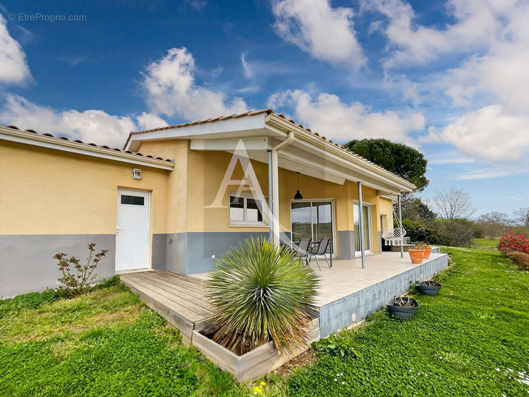 Maison à PENNE-D&#039;AGENAIS