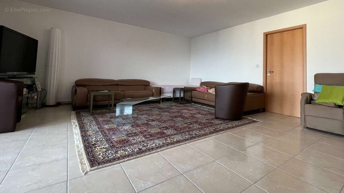 Appartement à EVIAN-LES-BAINS