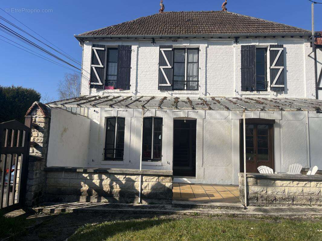 Maison à CLERMONT