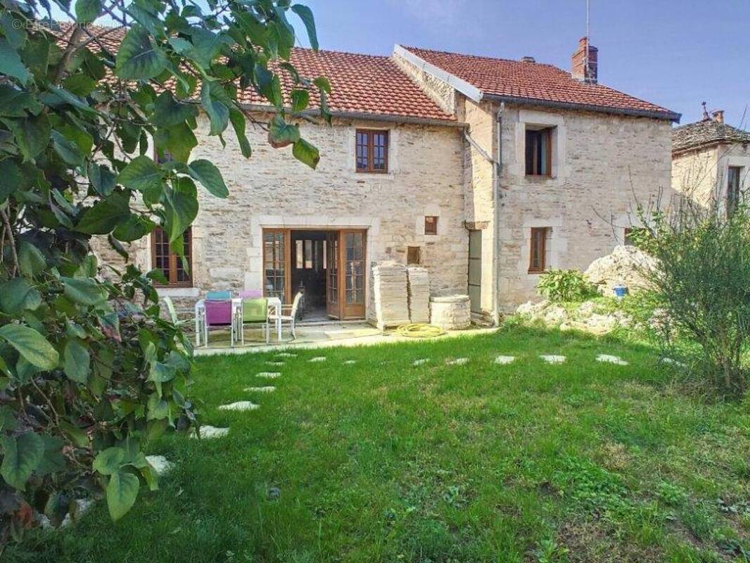 Photo 1 - Maison à IS-SUR-TILLE