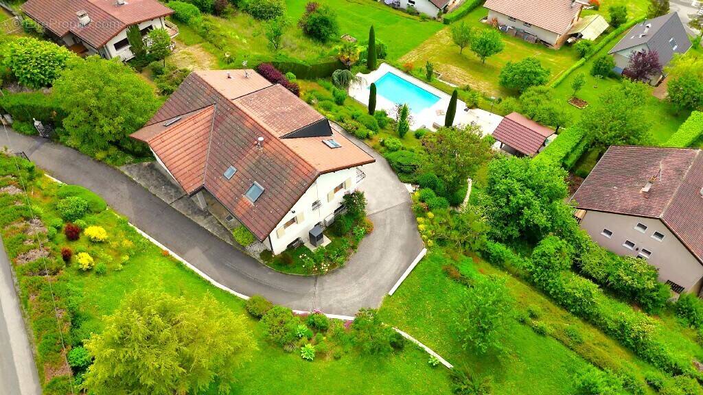 Maison à POISY