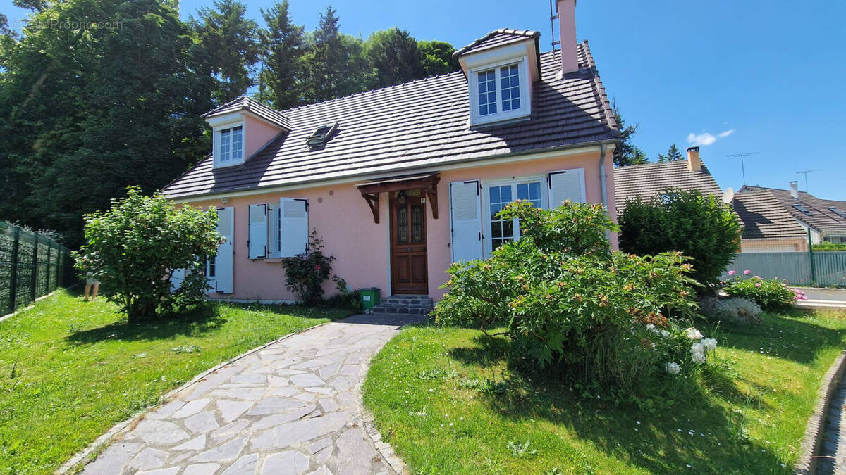 Maison à VIARMES