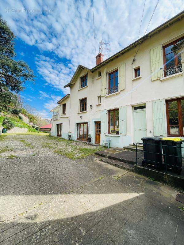 Appartement à CALUIRE-ET-CUIRE