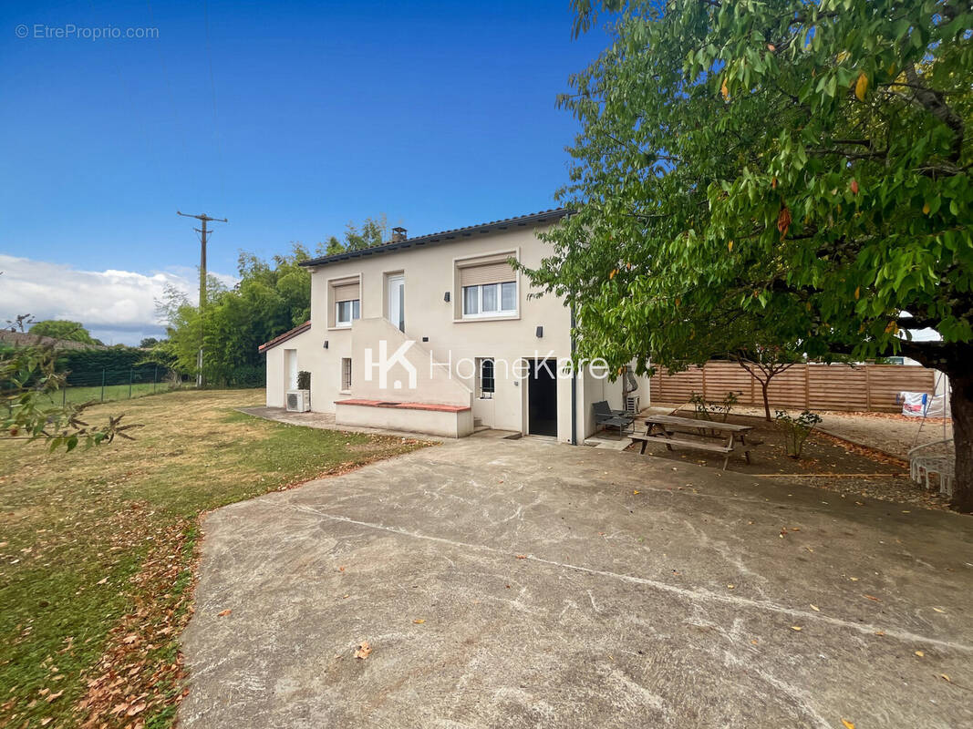 Maison à CASTELNAU-D&#039;ESTRETEFONDS