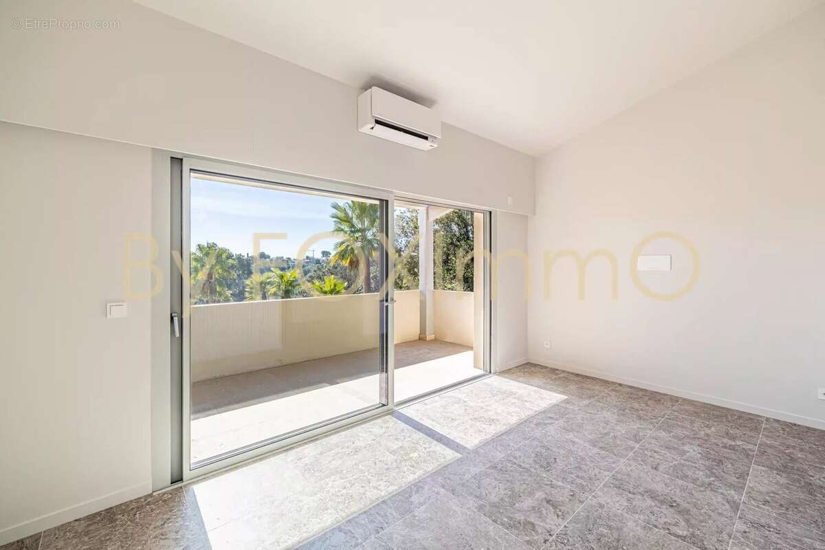 Appartement à CAGNES-SUR-MER