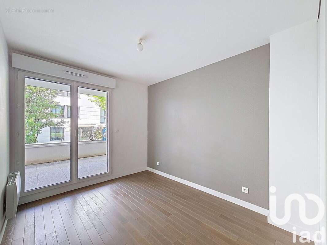 Photo 9 - Appartement à SURESNES