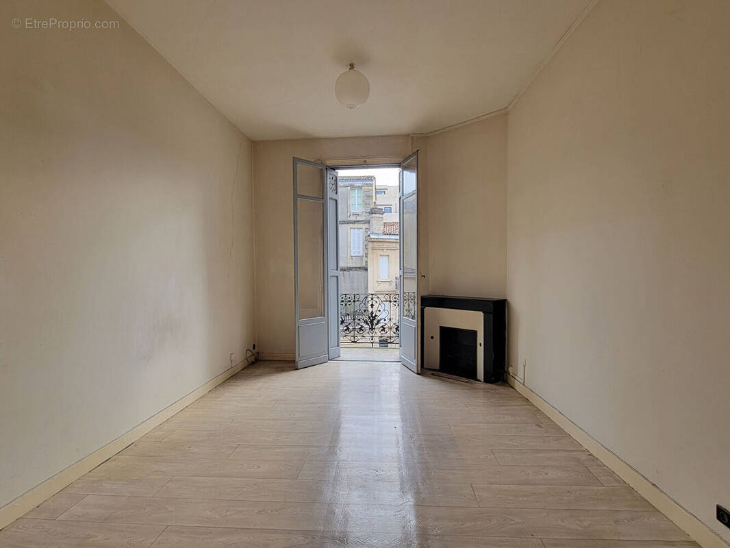 Appartement à BORDEAUX