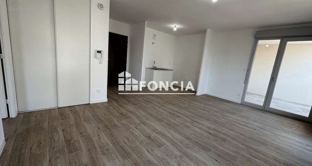 Appartement à CHENOVE