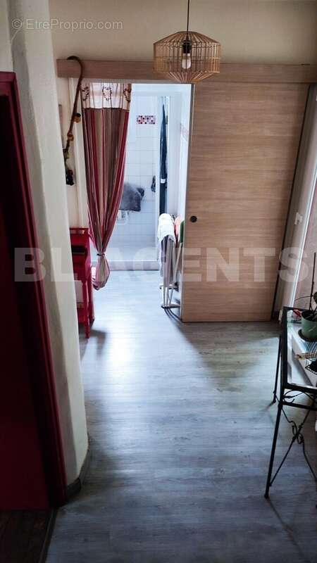 1748007544891 - Maison à AUBIN