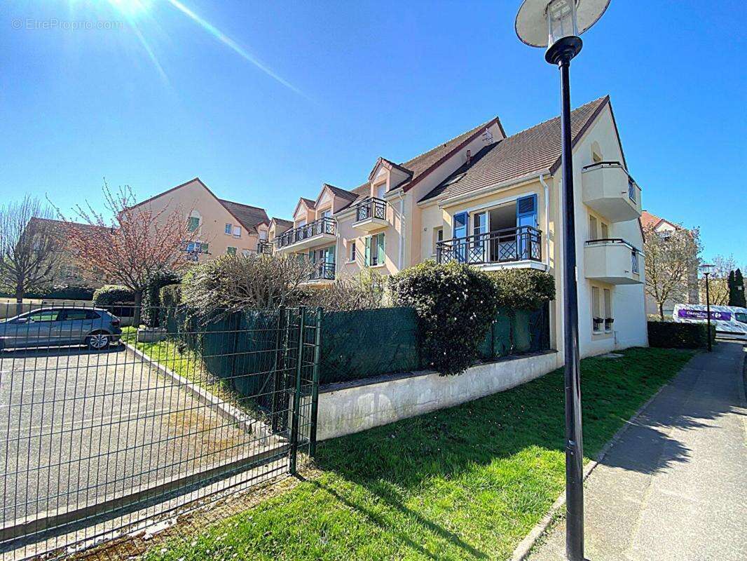 Appartement à VILLEPREUX