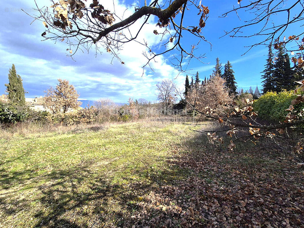 Terrain à METHAMIS