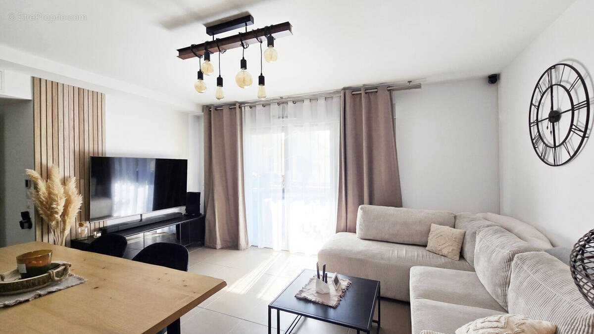 Appartement à SALON-DE-PROVENCE