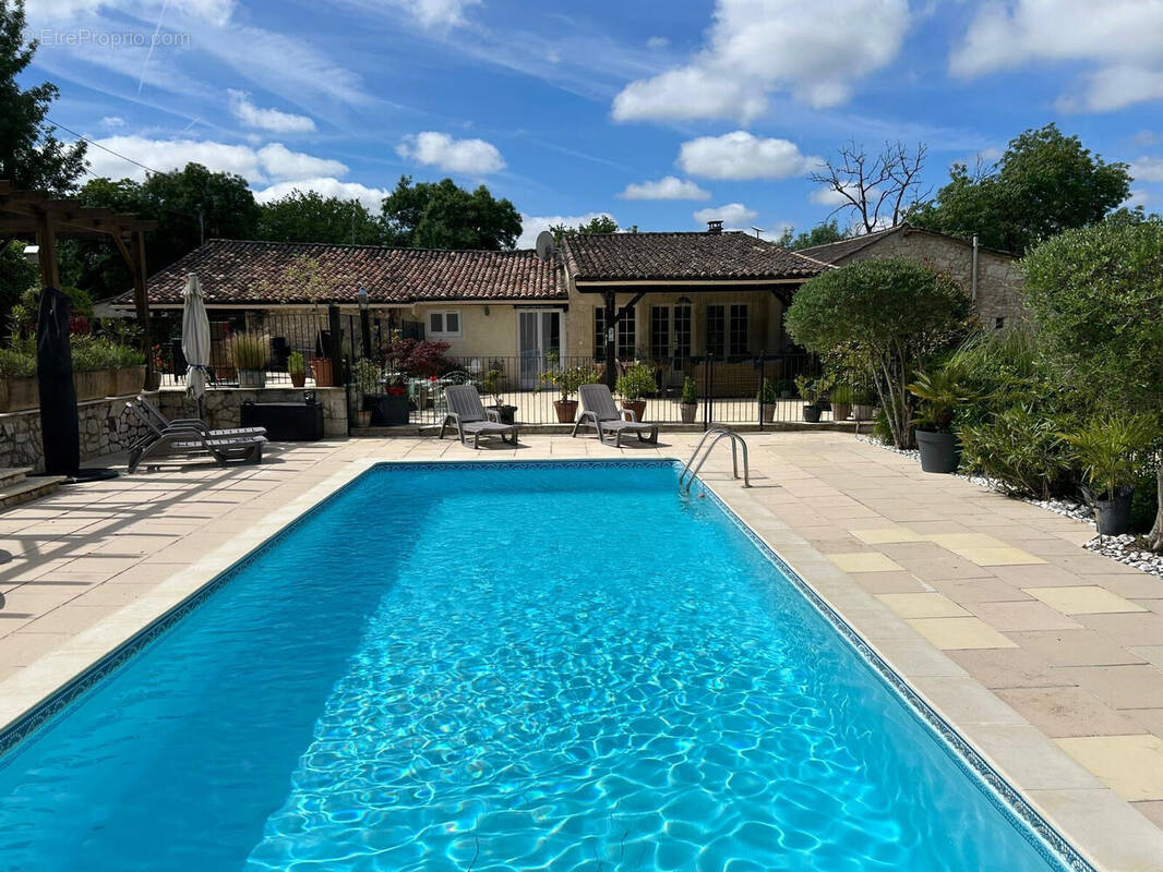 Maison à DURAS