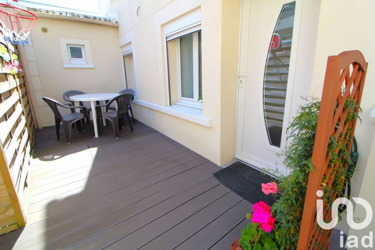 Photo 1 - Maison à VILLENEUVE-LE-ROI