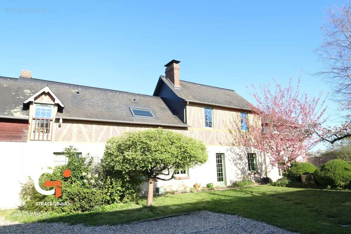 Maison à ISNEAUVILLE