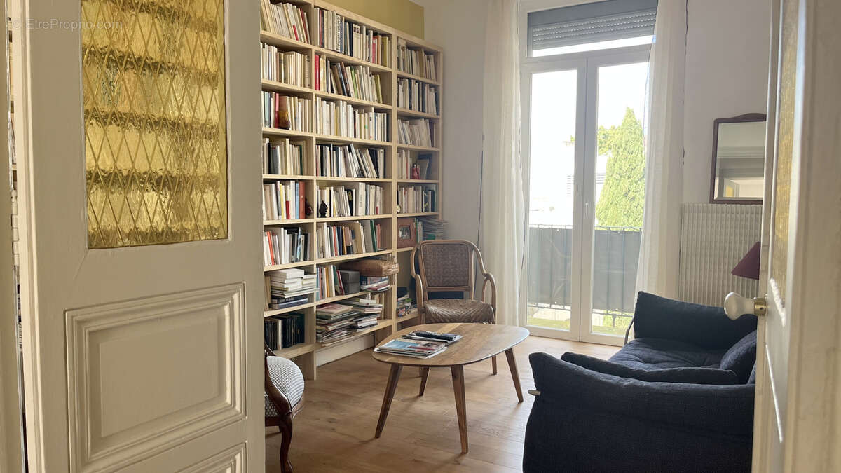 Appartement à NIMES