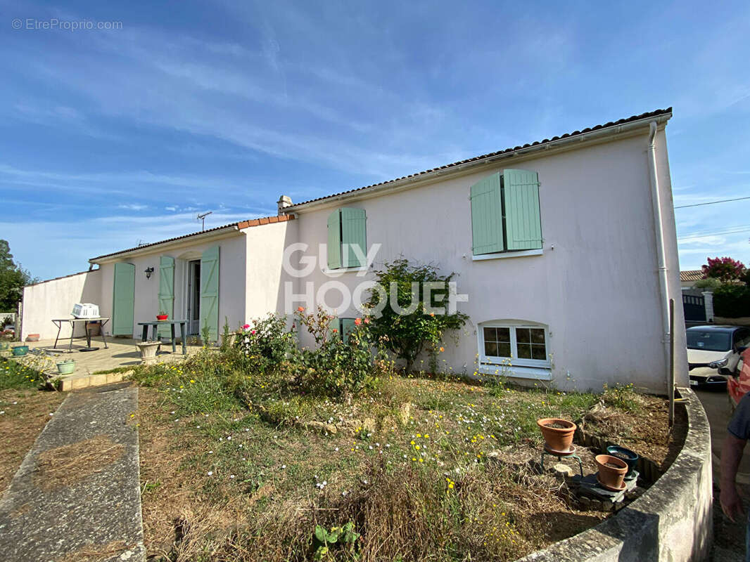 Maison à DOIX