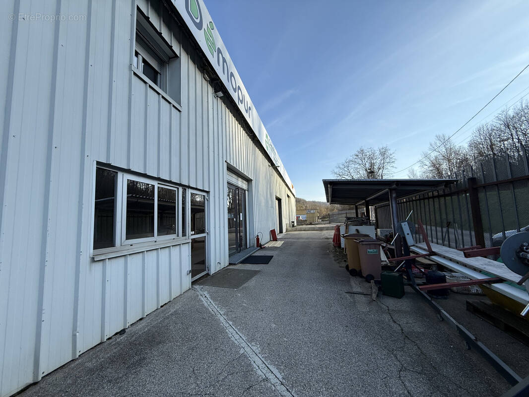 Commerce à BOURGOIN-JALLIEU