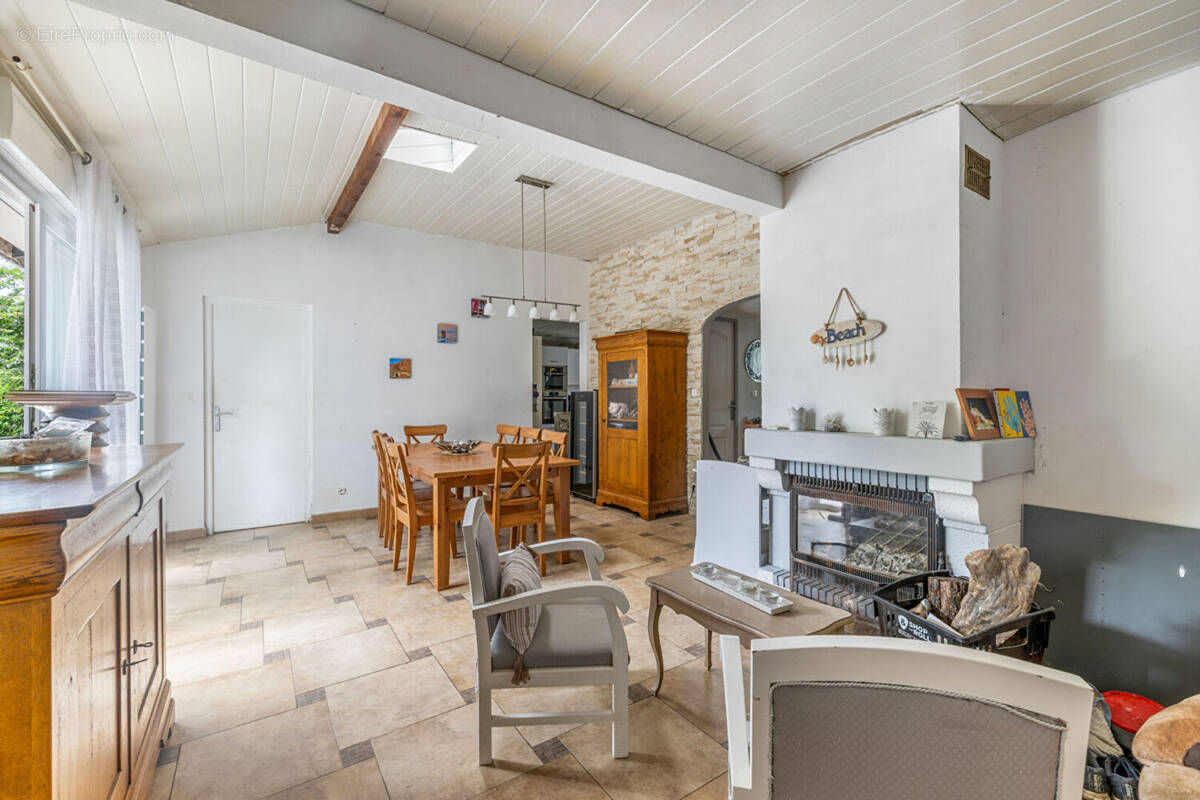 Maison à CANEJAN
