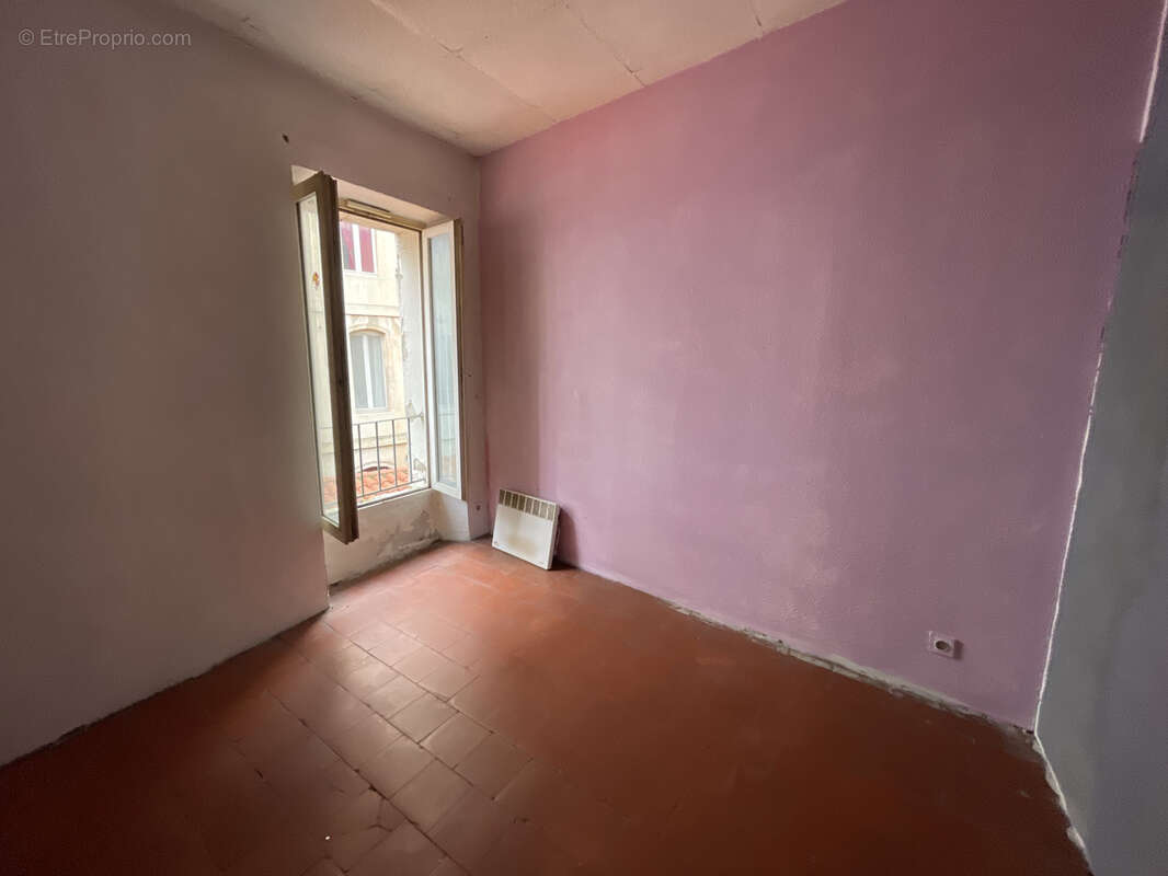 Appartement à MARSEILLE-2E