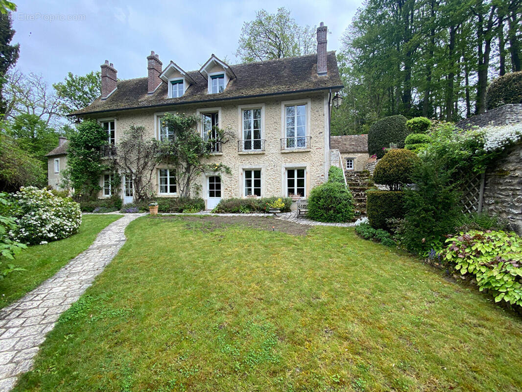 Maison à MONTFORT-L&#039;AMAURY