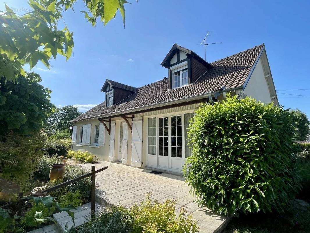 Maison à OLIVET