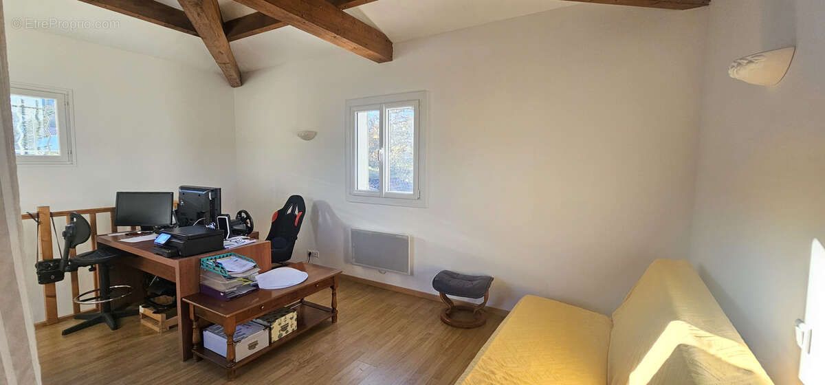 Maison à BAGNOLS-EN-FORET