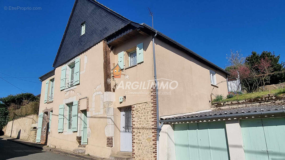 Maison à SAINT-CALAIS