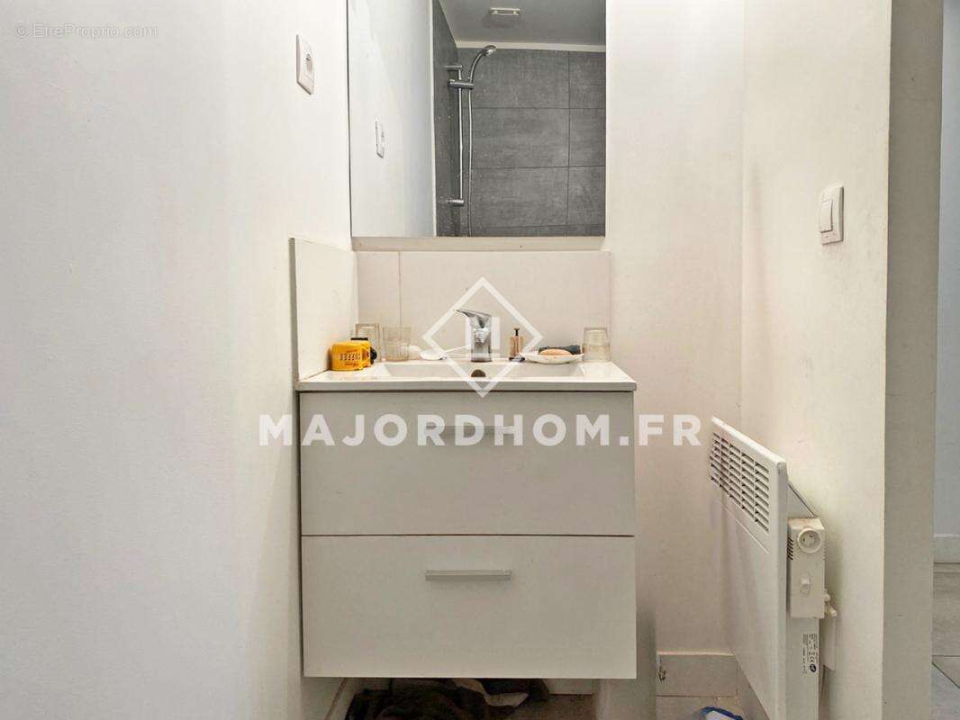 Commerce à MARSEILLE-2E