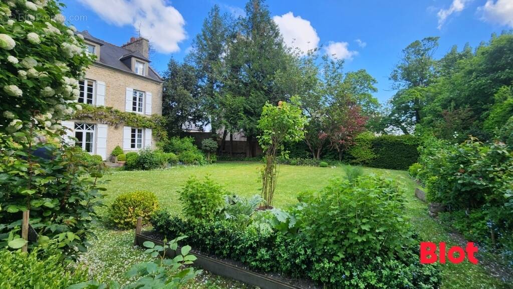 Maison à DINAN