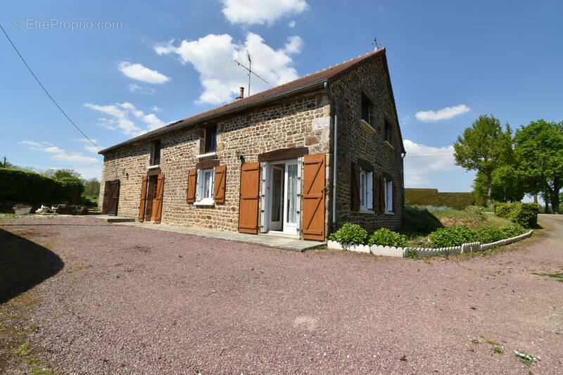 Maison à CEAUCE