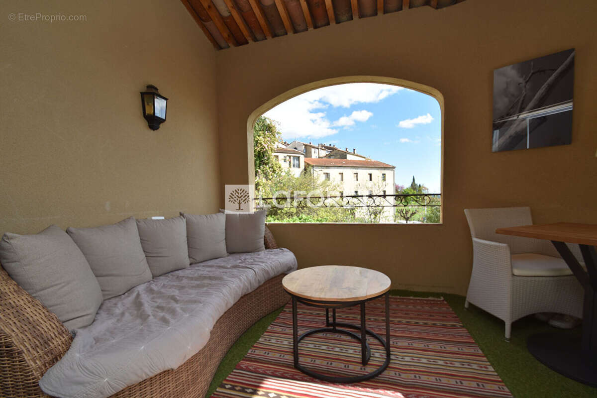 Appartement à FAYENCE