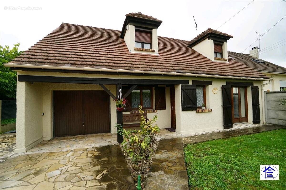 Maison à AULNAY-SOUS-BOIS