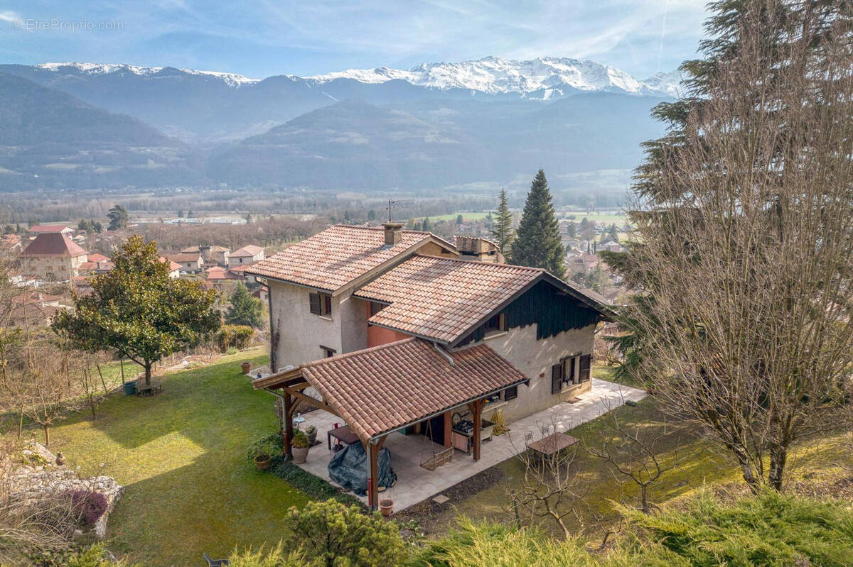 Maison à LUMBIN