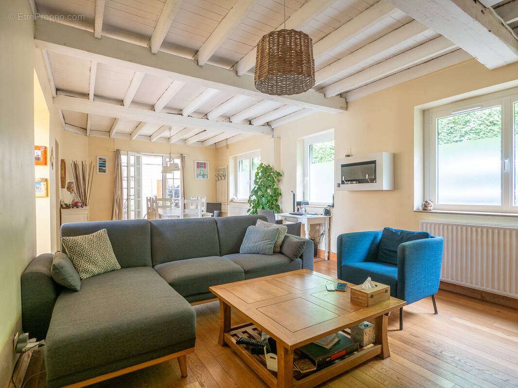 Maison à SAINGHIN-EN-MELANTOIS
