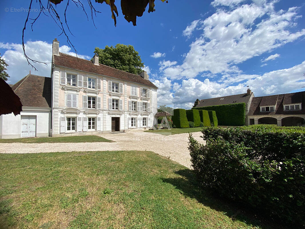 Maison à VARREDDES