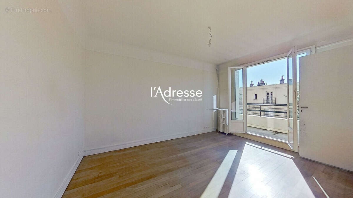 Appartement à PARIS-15E