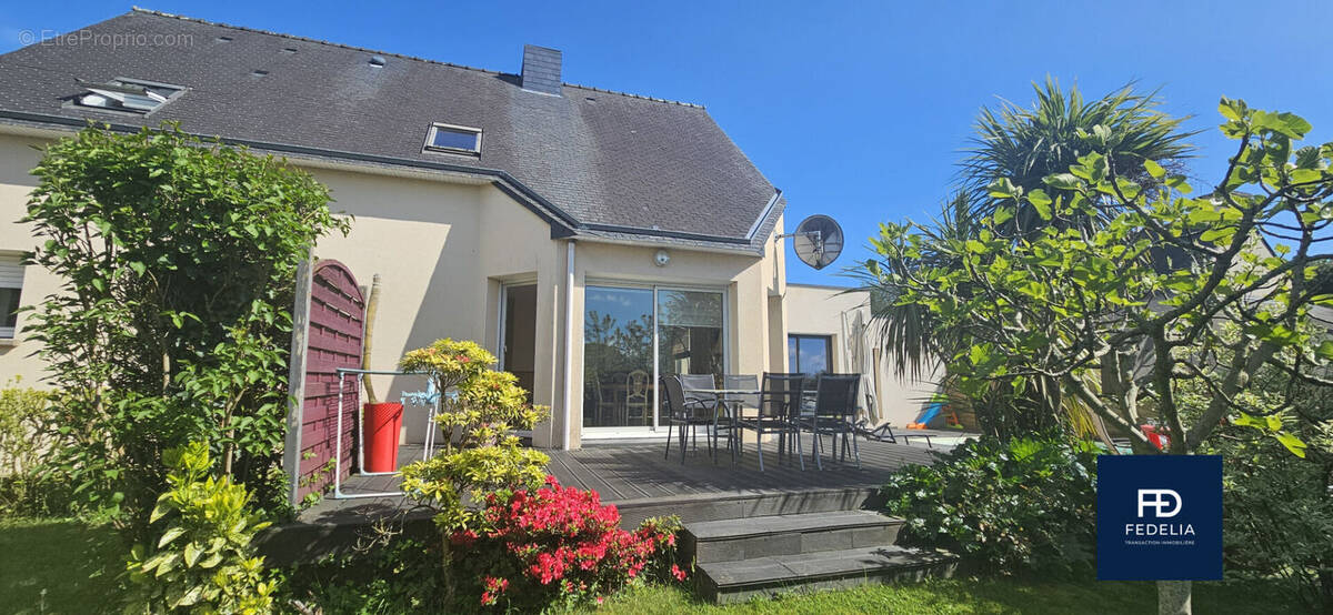 Maison à PLOEREN