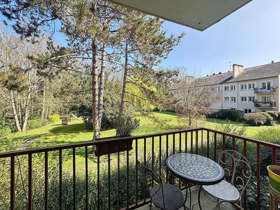 Appartement à BIEVRES