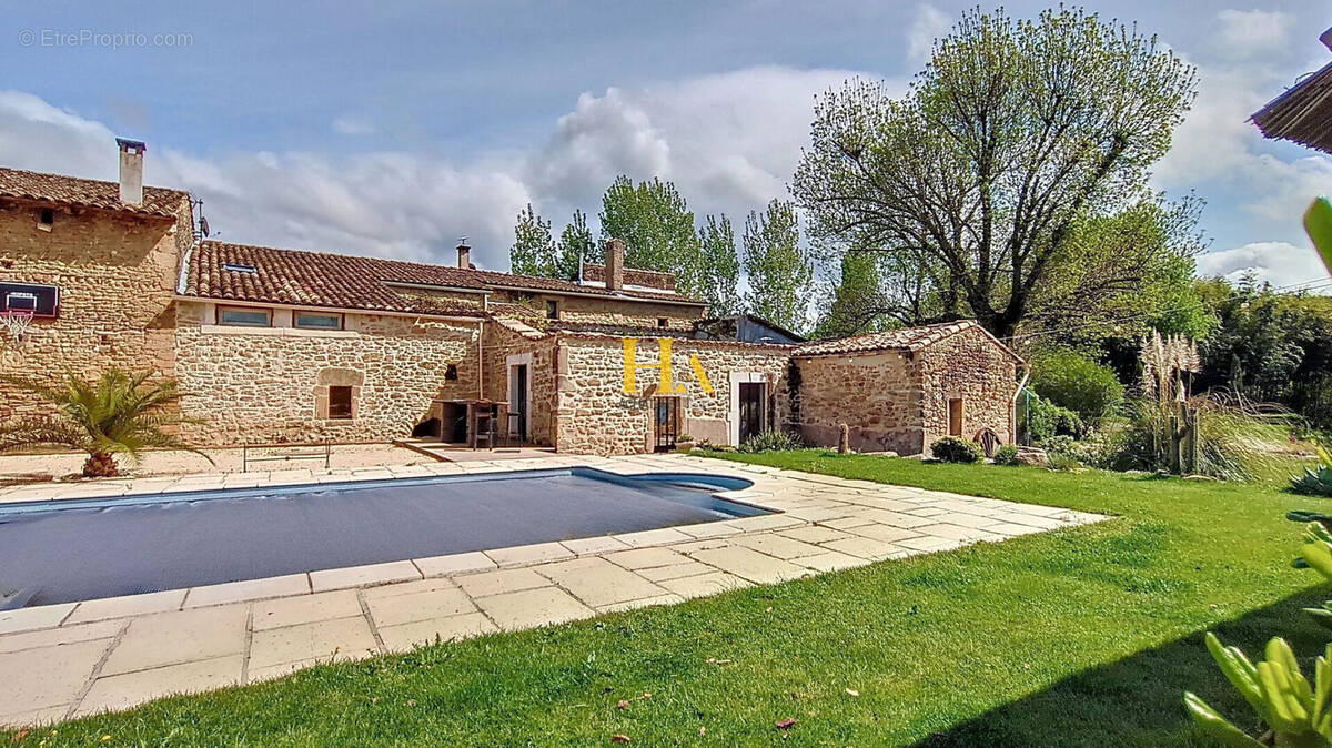 Maison à ALLEX