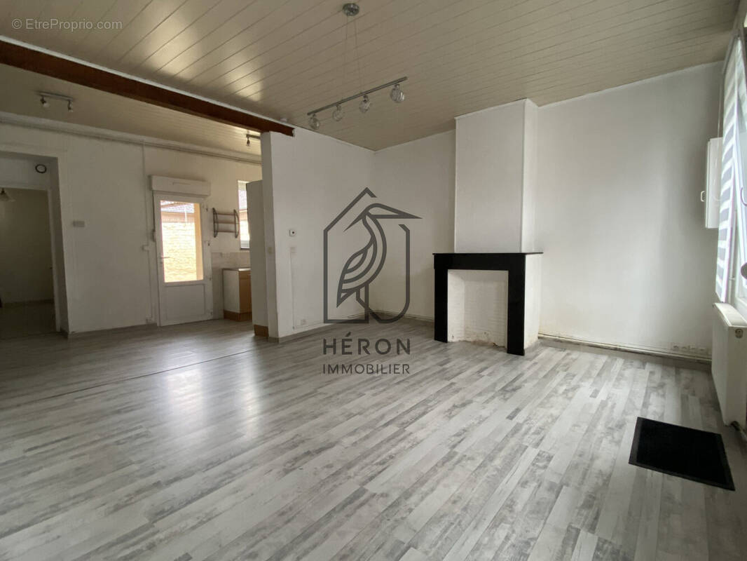 Maison à HERSIN-COUPIGNY