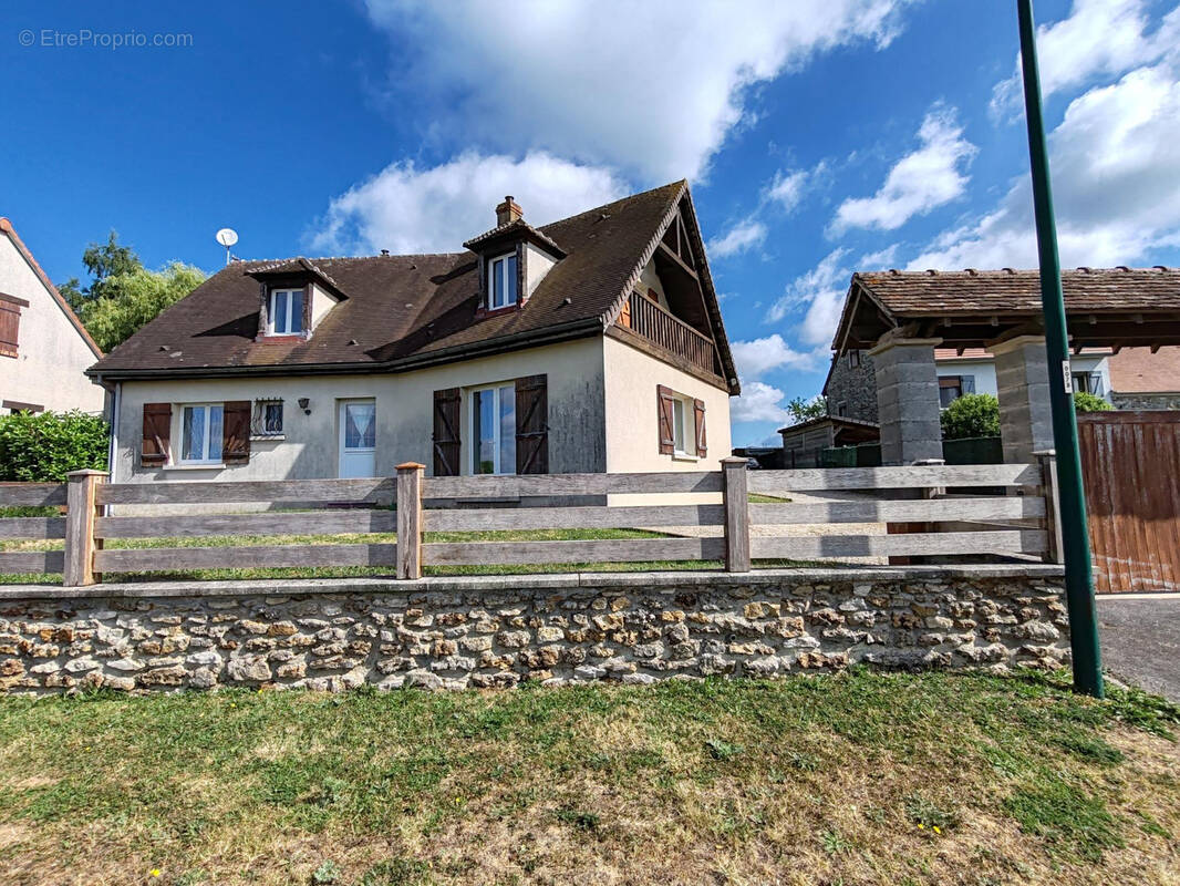 Maison à VILLERS-COTTERETS