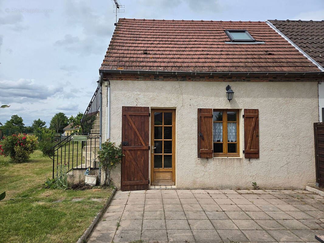 Maison à BESSAY-SUR-ALLIER