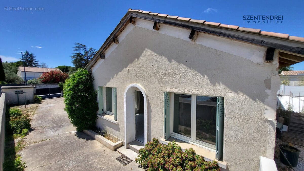 Maison à LUNEL